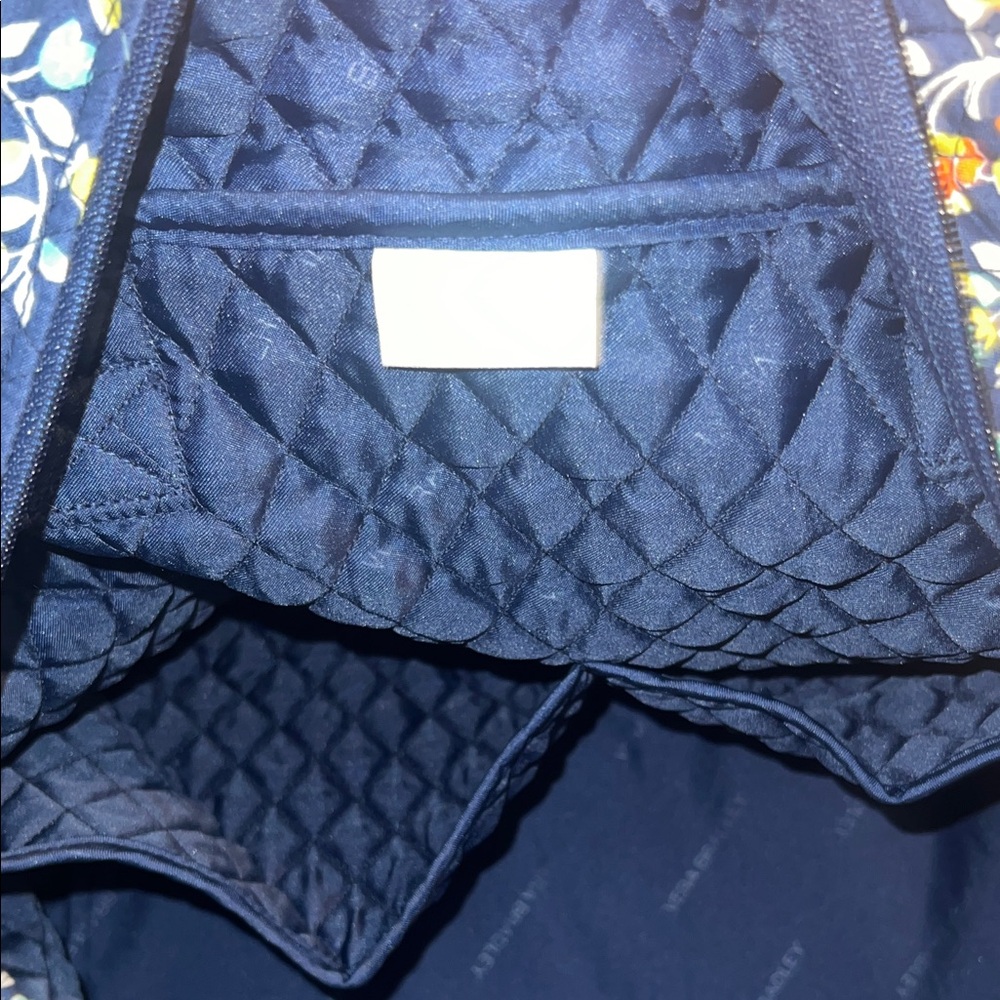 Vera Bradley retired "Chandelier Floral" pattern - Picture 11 of 15